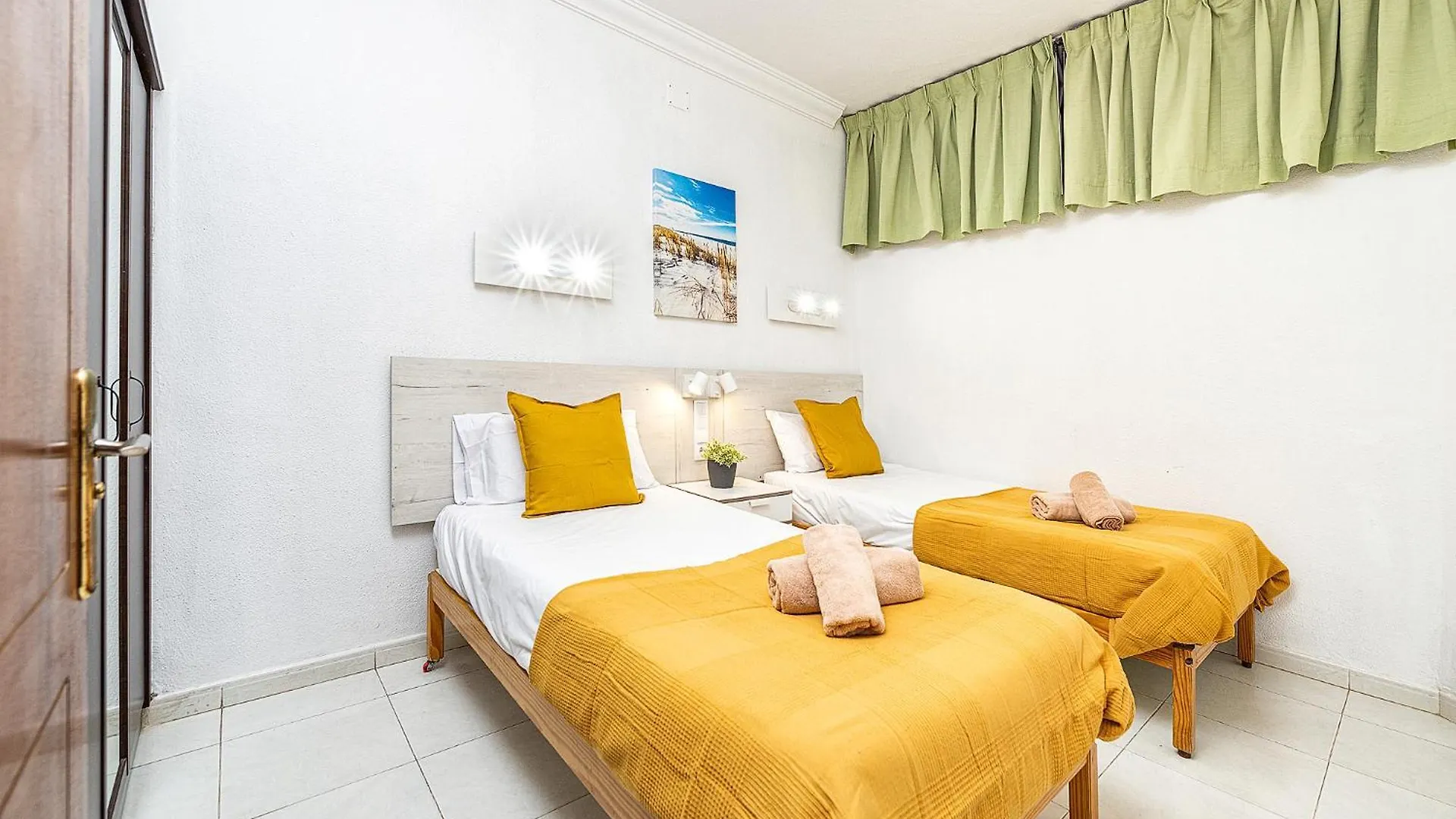 Beach View Apartment I San Bartolome de Tirajana  Holiday home